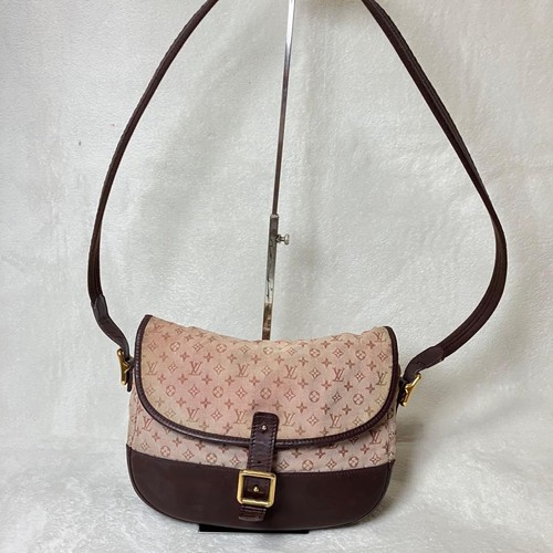 Borsa tracolla louis vuitton - a,